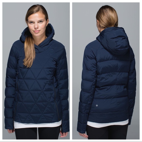 lululemon athletica Jackets & Blazers - LULULEMON FLUFFED UP PULLOVER - Size 4; COLOUR: INKWELL